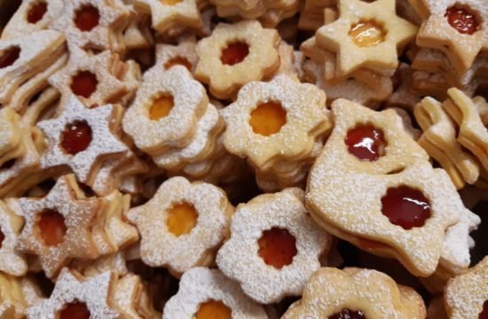 In der Weihnachtsbäckerei :-)