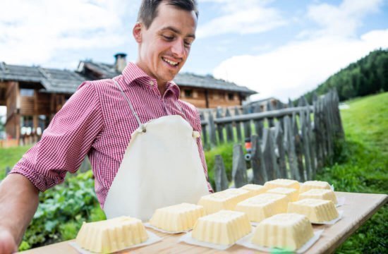 Kreuzwiese mountain hut Luson 15