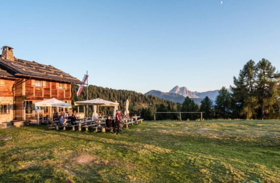 Kreuzwiese mountain hut Luson 1